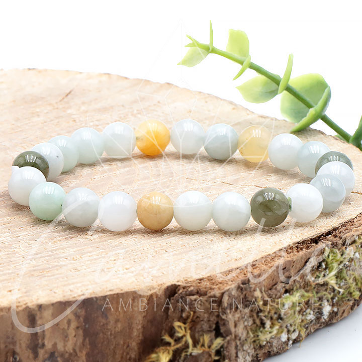Perles et pierres de jade de Birmanie. Bracelets et pendentifs - Camille  Ambiance Nature